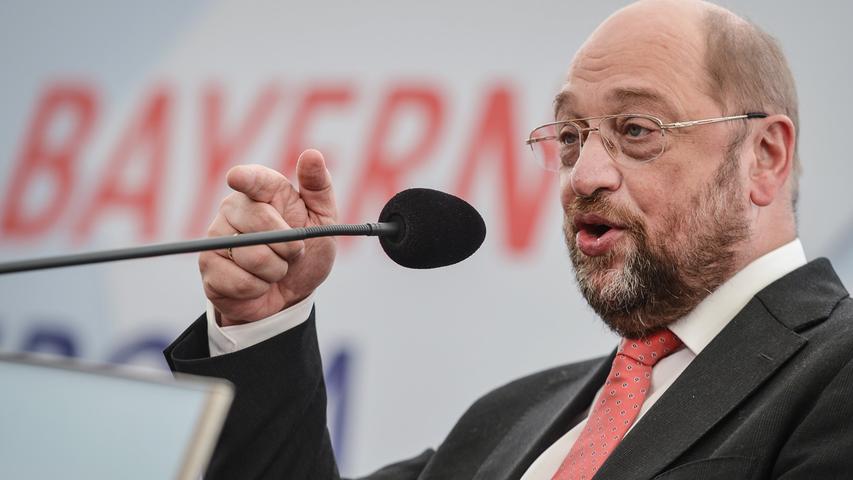Ganz ohne Polemik sprach EU-Parlamentspräsident Martin Schulz bei der SPD in Vilshofen. Die CSU, die nur ein paar Kilometer donauabwärts ihren Aschermittwoch beging, erwähnte der SPD-Mann nicht ein Mal mit Namen. In seiner Rede hielt er stattdessen einen flammenden Appell für Europa.