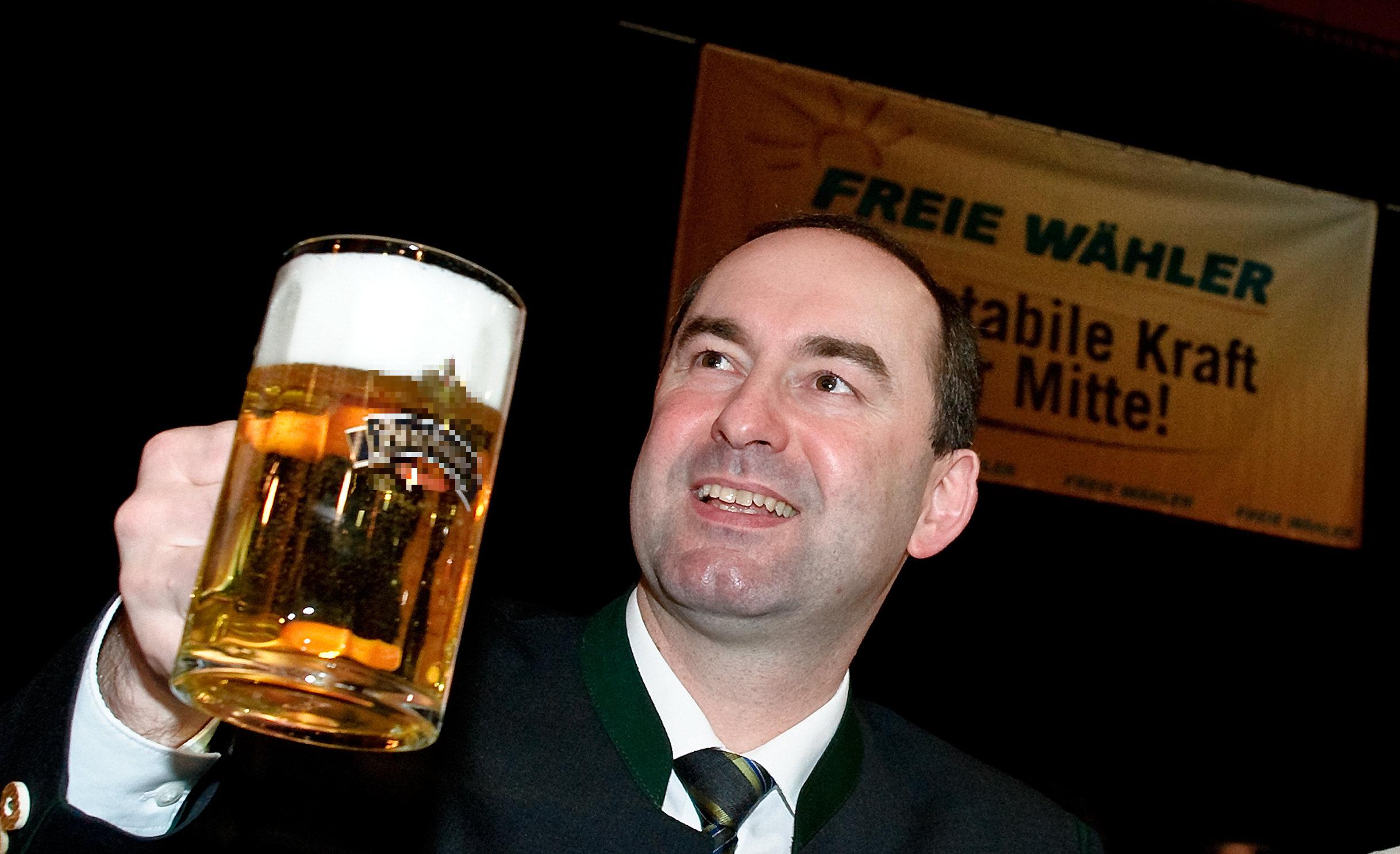 William M Harg Der Retter Der "Retter der Volksfeste": Aiwanger will neue Vorschriften