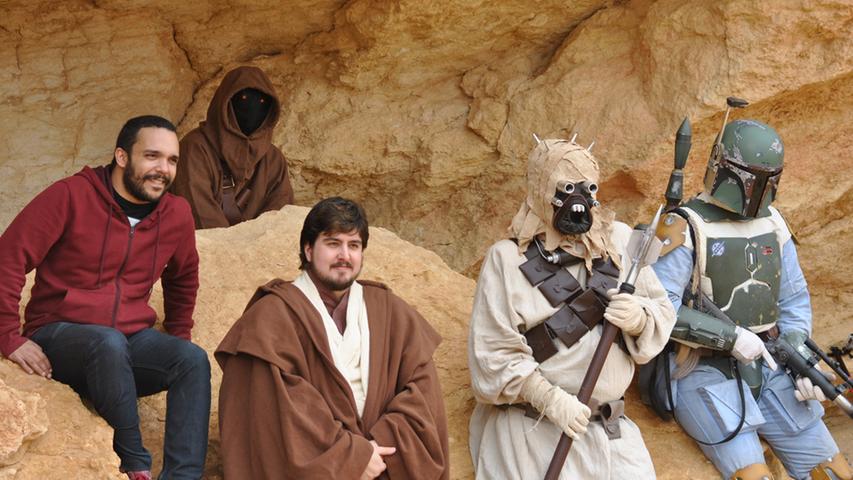 Mitglieder der "Star Wars Fans Nürnberg e.V." machten sich Ende Februar 2014 auf die Reise, um in Tunesien Drehorte der Film-Saga zu besichtigen.