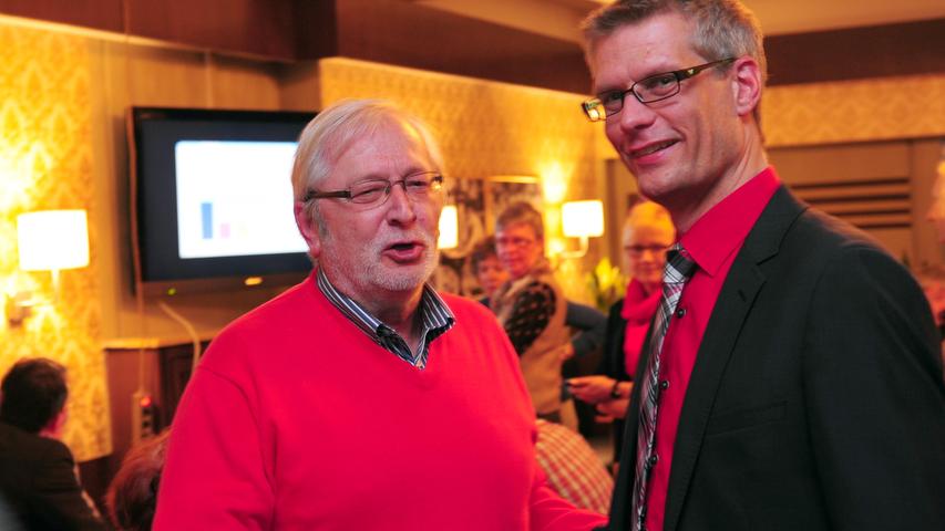 Sein Herausforderer Uwe Kirschstein von der SPD kam bei der Kommunalwahl am 16. März auf 20,5 Prozent der Stimmen und steigerte sich in der Stichwahl noch einmal.