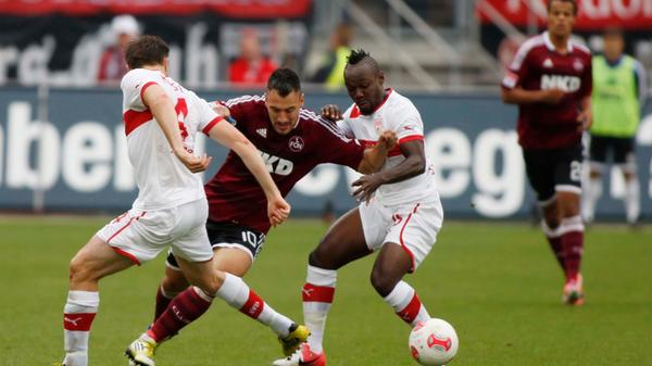 Weil Martin Harnik in der 75. Minute noch einen Treffer nachlegte, ging der Club gänzlich leer aus. Das konnte auch Timo Gebhart nicht verhindern, der mittlerweile die Seiten gewechselt hatte und im FCN-Dress auflief.