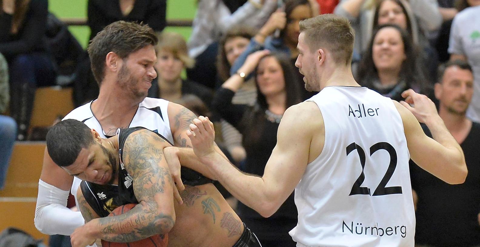 Nürnbergs Basketballer verloren, aber glauben an Play-offs