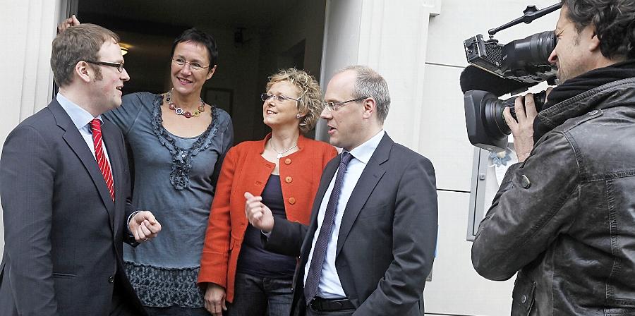 Auf dem Weg zur Einigung: Florian Janik (SPD), Elisabeth Preuß (FDP), Susanne Lender-Cassens (GL) und Matthias Faigle (FDP).