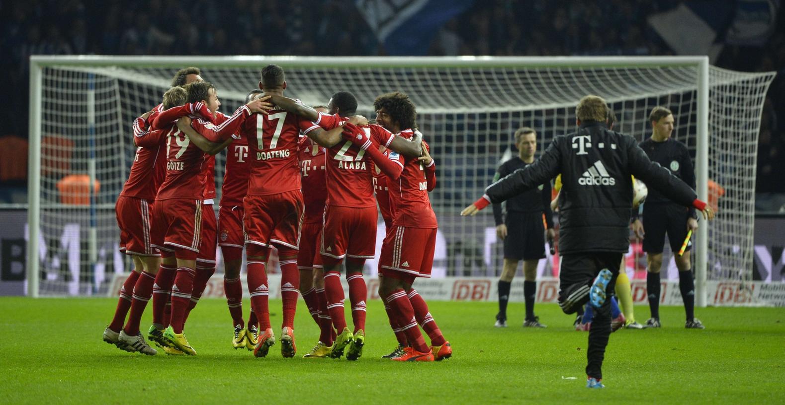 Glaubt man 14 Bundesliga-Trainern, haben die Bayern am Ende der anstehenden Saison erneut Grund zum Jubeln.