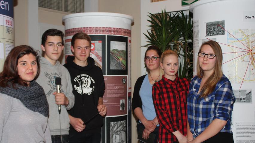 Im Jahr 2014 gedenken 400 Menschen des blutigen Pogroms in Gunzenhausen