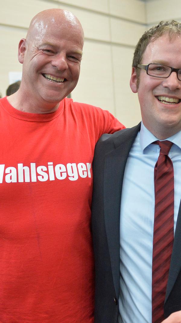 "Ich bin überzeugter Erlanger und werde es auch bleiben", heißt es auf seiner Website. Die Erlanger wählten Dr. Florian Janik am 30. März 2014 in der Stichwahl gegen Siegfried Balleis zum neuen Oberbürgermeister der Hugenottenstadt.