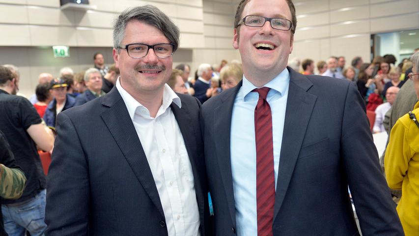 Mit 63,7 Prozent setzte sich der 34-jährige SPD-Politiker gegen Amtsinhaber Siegfried Balleis (CSU) deutlich durch.