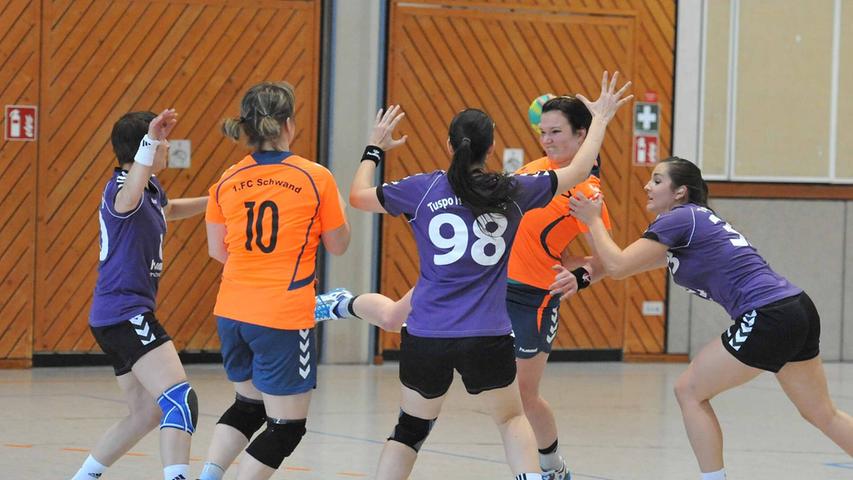 „Final Four“: Handball-Damen des 1. FC Schwand gegen Heroldsberg