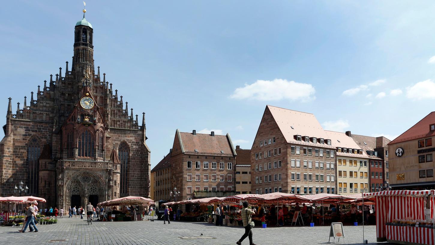 Für Brehm und Fraas ist der Hauptmarkt ausschließlich ein Markt- und Veranstaltungsplatz, kein Radweg.