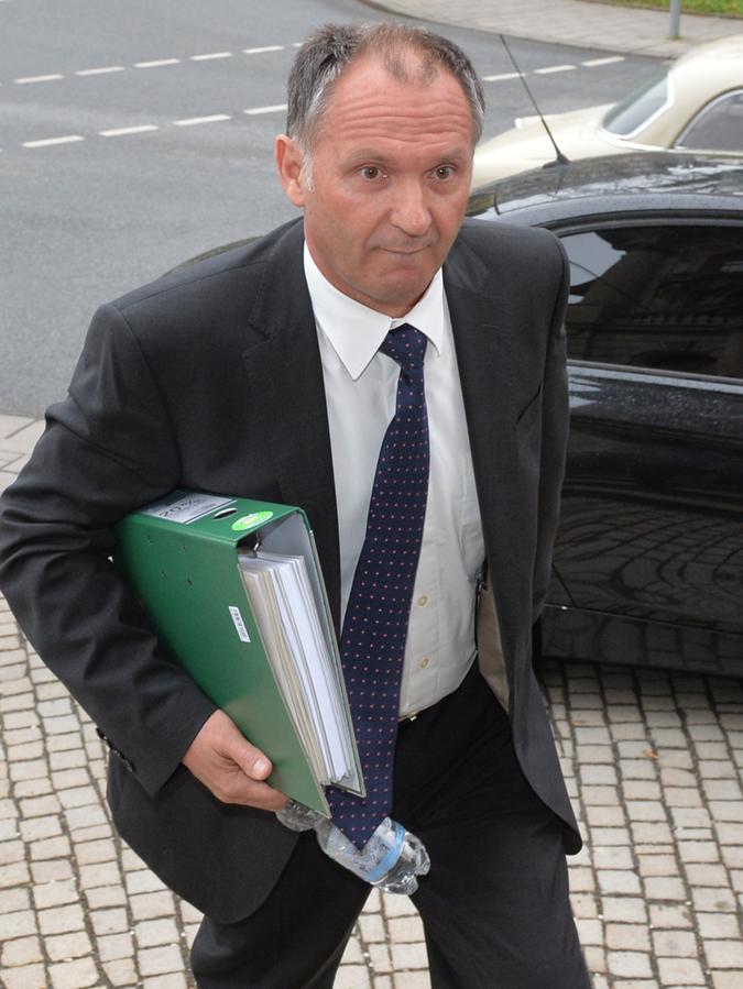 Der damalige Chef-Ermittler Wolfgang Geier bestreitet Foltermethoden im Ermittlungsverfahren gegen Ulvi Kulac.