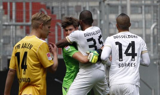 Fortuna Düsseldorf gewann am Sonntag mit 3:1 (1:0) gegen den VfR Aalen und vergrößerte vor den letzten vier Spielen den Abstand zum Relegationsplatz 16 zumindest bis Montag auf zwölf Punkte.