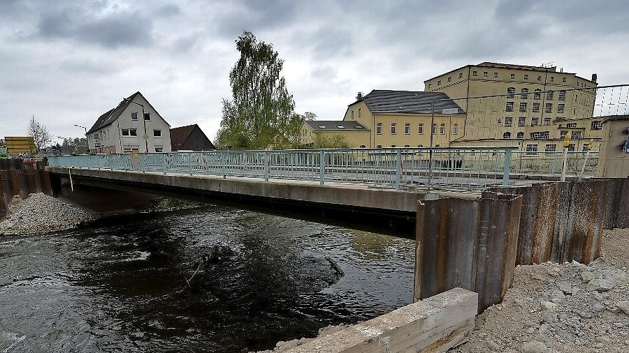 Sanierung der Regnitzbrücke in Vach stockt Sanierung der Regnitzbrücke in Vach stockt