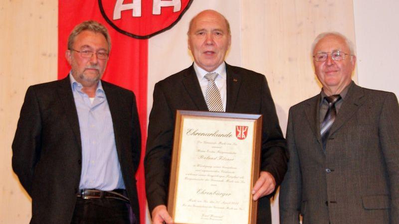 Roland Fitzner ist neuer Ehrenbürger von Muhr am See Roland Fitzner ist neuer Ehrenbürger von Muhr am See