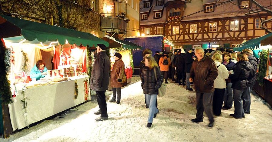 Beliebt ist die Altstadtweihnacht wegen ihrer besonders festlichen Stimmung in schmuckem Ambiente.