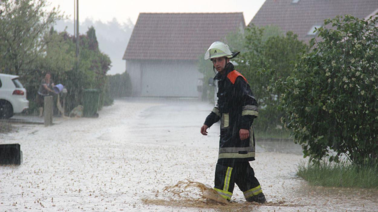 Nach Gewitter: Keller im Nürnberger Land unter Wasser