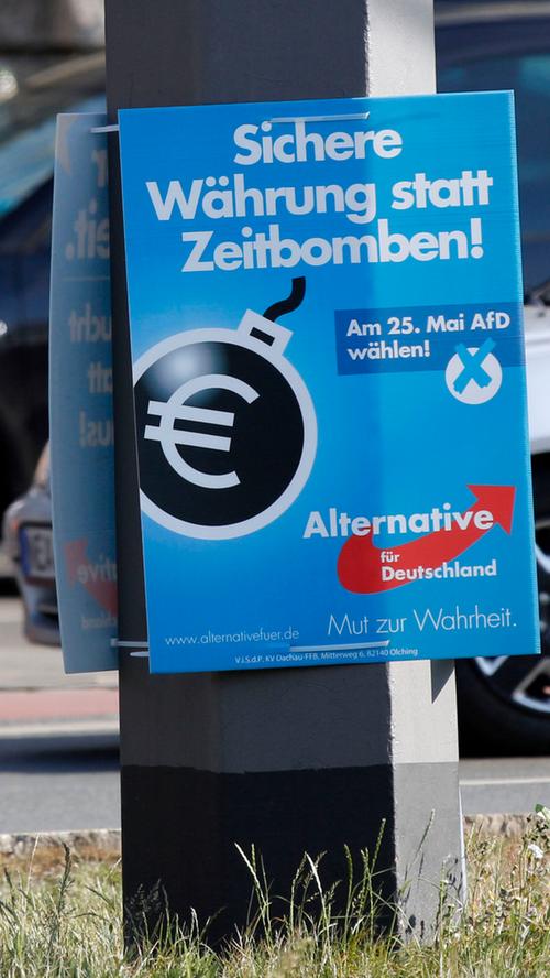 Die AfD sieht in Europas gemeinsamer Währung eine Gefahr - und würde gerne als Bombenentschärfer tätig werden.