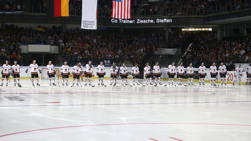 1:3! Deutsches Eishockeyteam unterliegt USA in Nürnberg