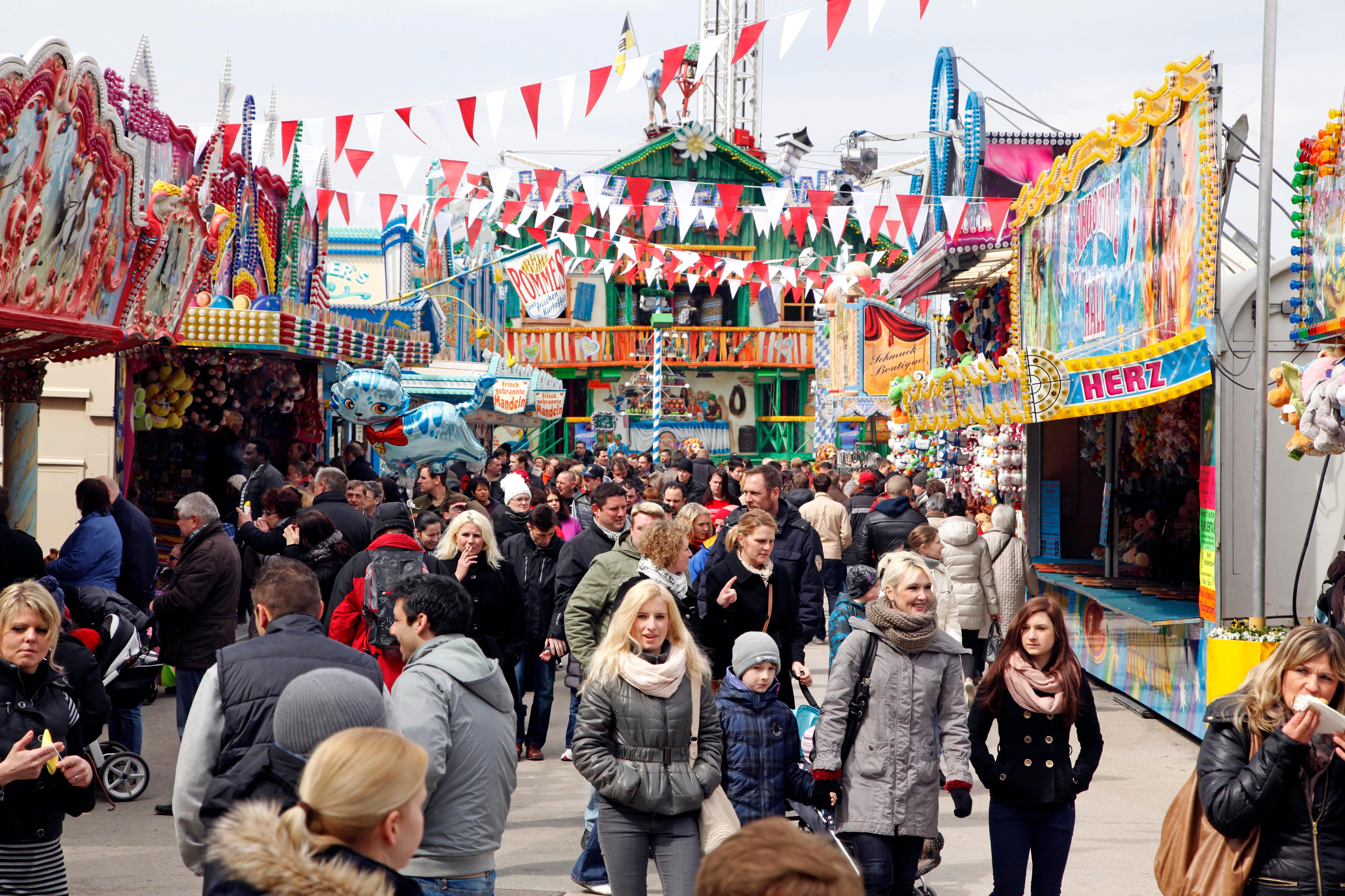 Das bunte Treiben auf dem Frühlingsfest neigt sich dem Ende zu