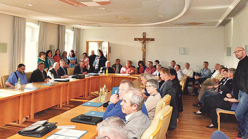 Erste Sitzung im Gemeinderat endet nach fünf Minuten - Pleinfeld