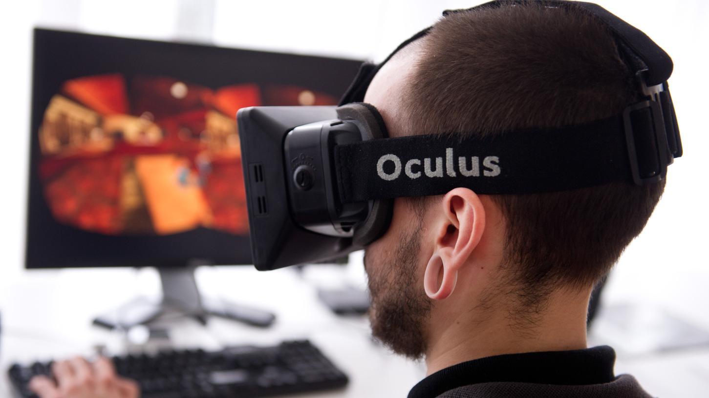 uckerberg kaufte Oculus, einen Pionier bei VR-Brillen, vor über drei Jahren für rund zwei Milliarden Dollar.