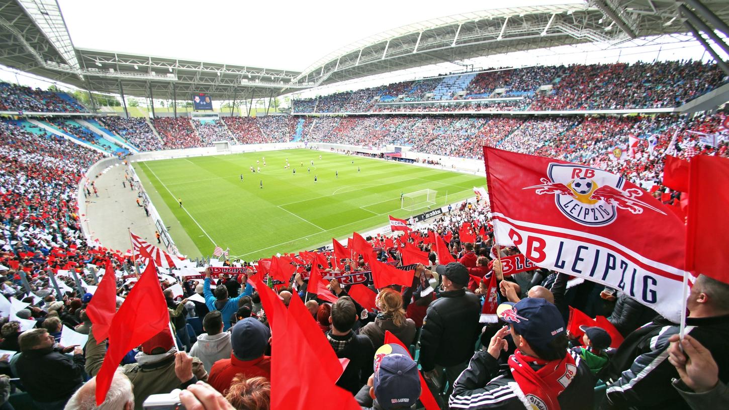 RB Leipzig wird das WM-Stadion im Waldstraßenviertel offenbar zu klein.
