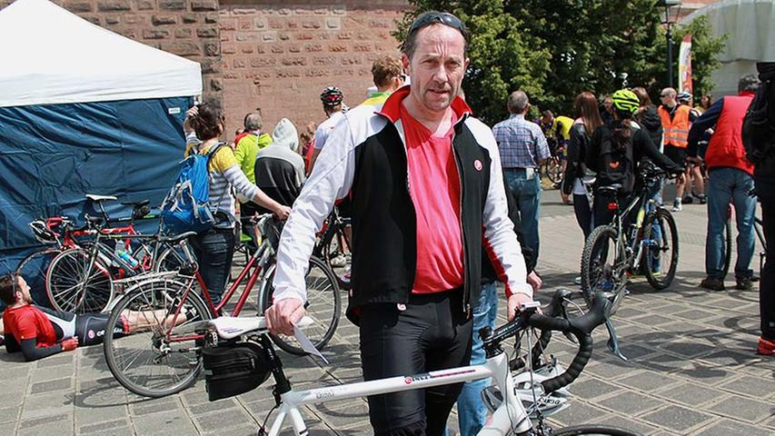 Helmut Preiß (48) nimmt bereits zum dritten Mal die Herausforderung beim Altstadtrennen in Nürnberg an.