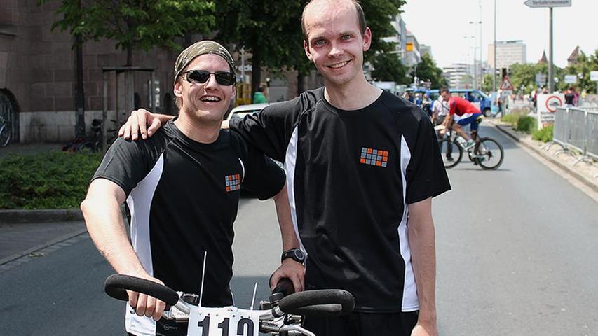 Michael Hübner (36) und Andreas Tennert (27, rechts) aus Erlangen waren zum ersten Mal bei Run & Bike dabei. "Es ist zwar sehr warm heute, aber wir hatten echt viel Spaß", freute sich Michael.