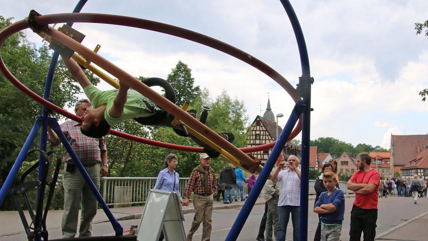 Feuchtfröhliches Wasserradfest in Georgensgmünd