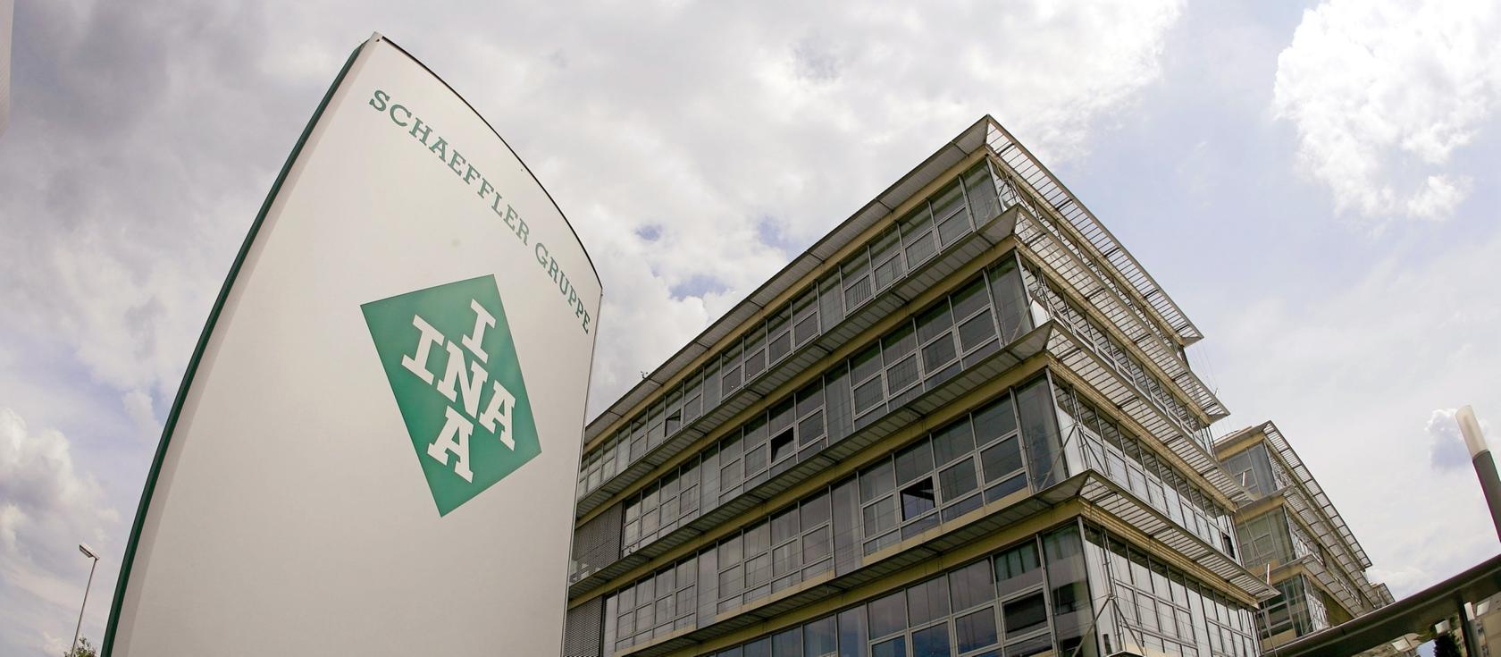 Der Herzogenauracher Kfz-Zulieferer Schaeffler rangierti mit rund 10.000 Beschäftigten allein in Mittel­franken unangefochten auf Rang zwei der Top-30-Arbeitgeber.