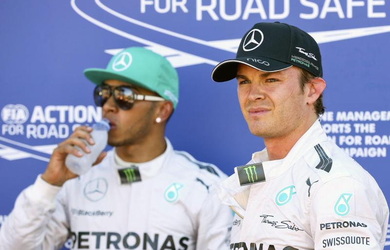 Nico Rosberg verspricht mit Blick auf sein Titel-Duell mit Lewis Hamilton: "Ich werde im WM-Kampf bis zur Zielflagge in Abu Dhabi nicht aufgeben".