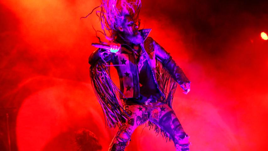 Für viele Besucher war der Auftritt von Rob Zombie am Sonntagabend auf der Alternastage das Highlight des dritten Festivaltages - nicht nur wegen der beeindruckenden Bühnenshow.