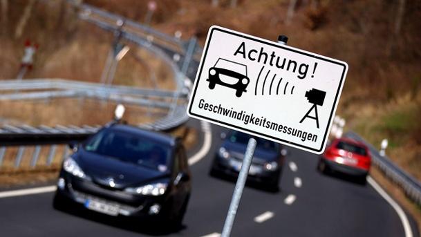 Die Freien Wähler in Berching wollen etwas gegen zu schnelles Fahren tun.