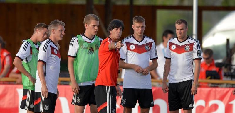 Bundestrainer Joachim Löw und seine Mannen wollen sich in Düsseldorf "noch einmal gesondert präsentieren".