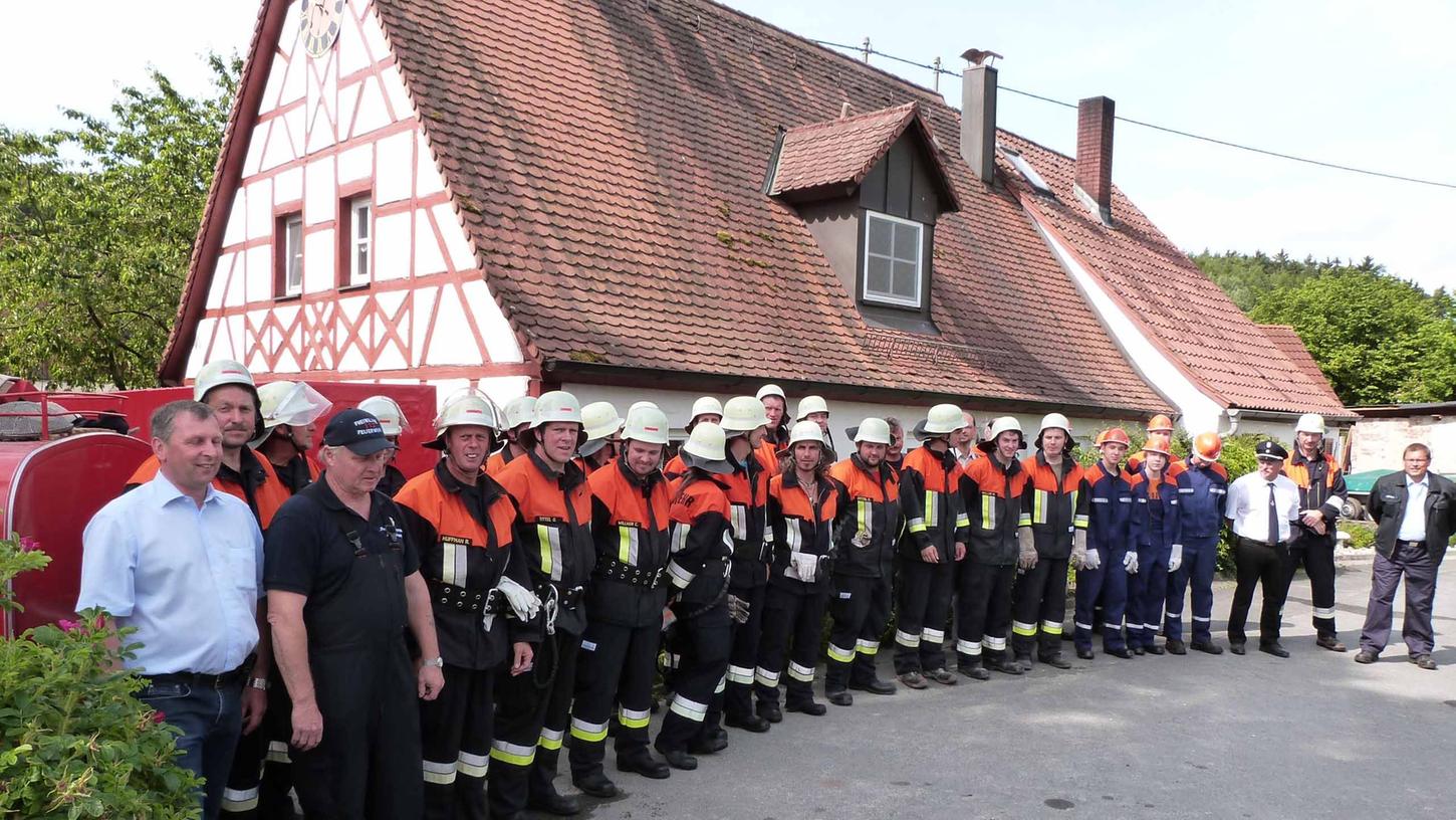 Kräfte der Münchsteinacher Feuerwehren geehrt