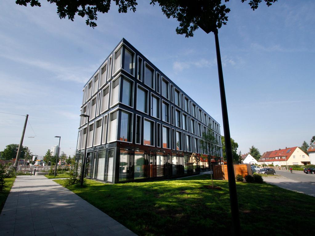 Neubau Der Rentenversicherung Offnet Mit Verspatung Nurnberg Nordbayern De