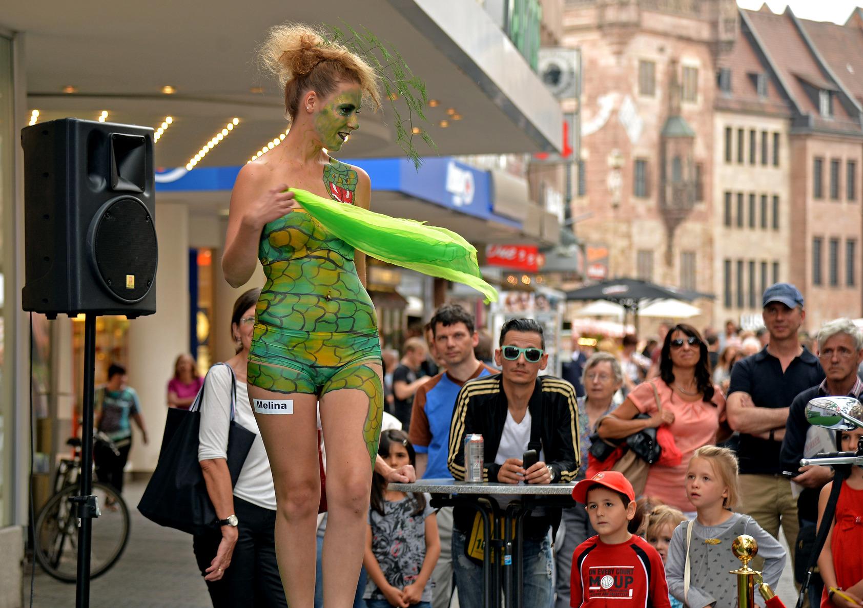 nackte-haut-und-aufreizende-posen-beim-modelworkshop-nordbayern