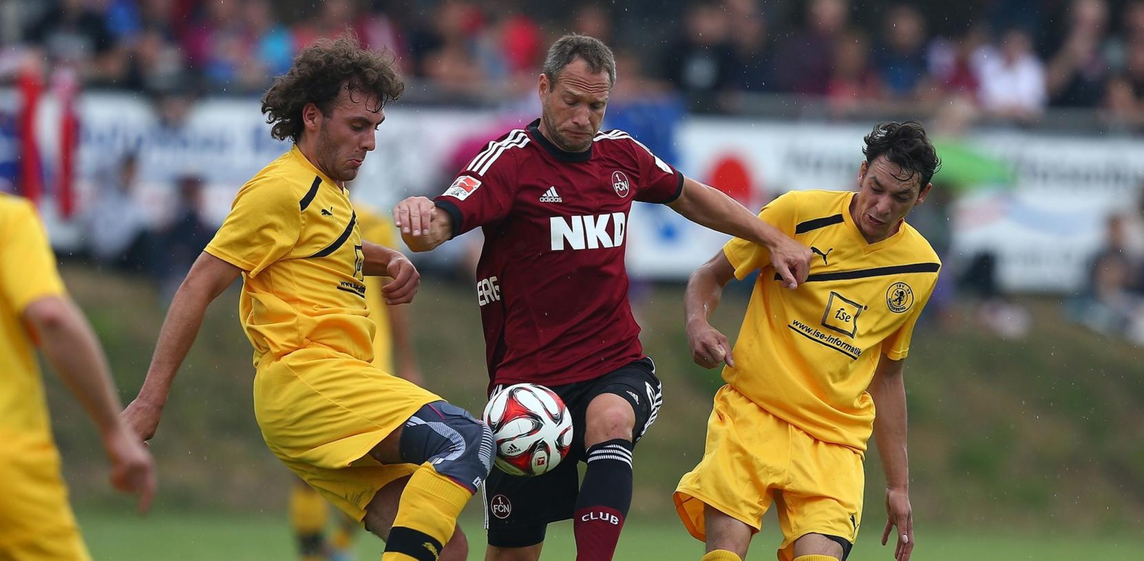 Jan Polak will sich mit dem 1. FC Nürnberg durchsetzen und das nicht nur gegen Gräfenberg.