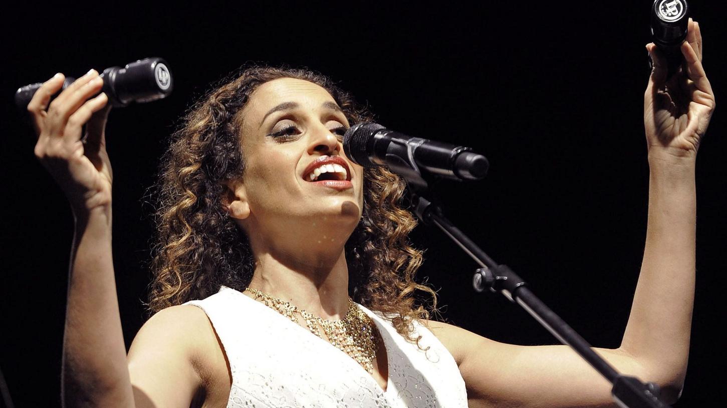 Die weite Welt zu Gast in Nürnberg: Beim 39. Bardentreffen tritt unter anderem die israelische Sängerin Noa auf.