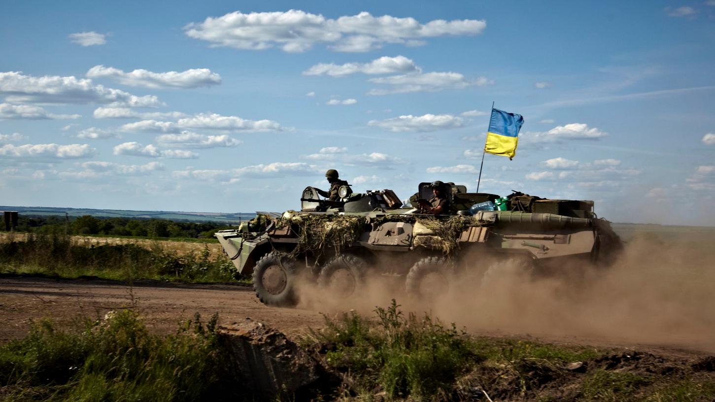 Die Waffenruhe in der Ostukraine ist unbeständig. Immer wieder sterben dort Menschen gewaltvoll.