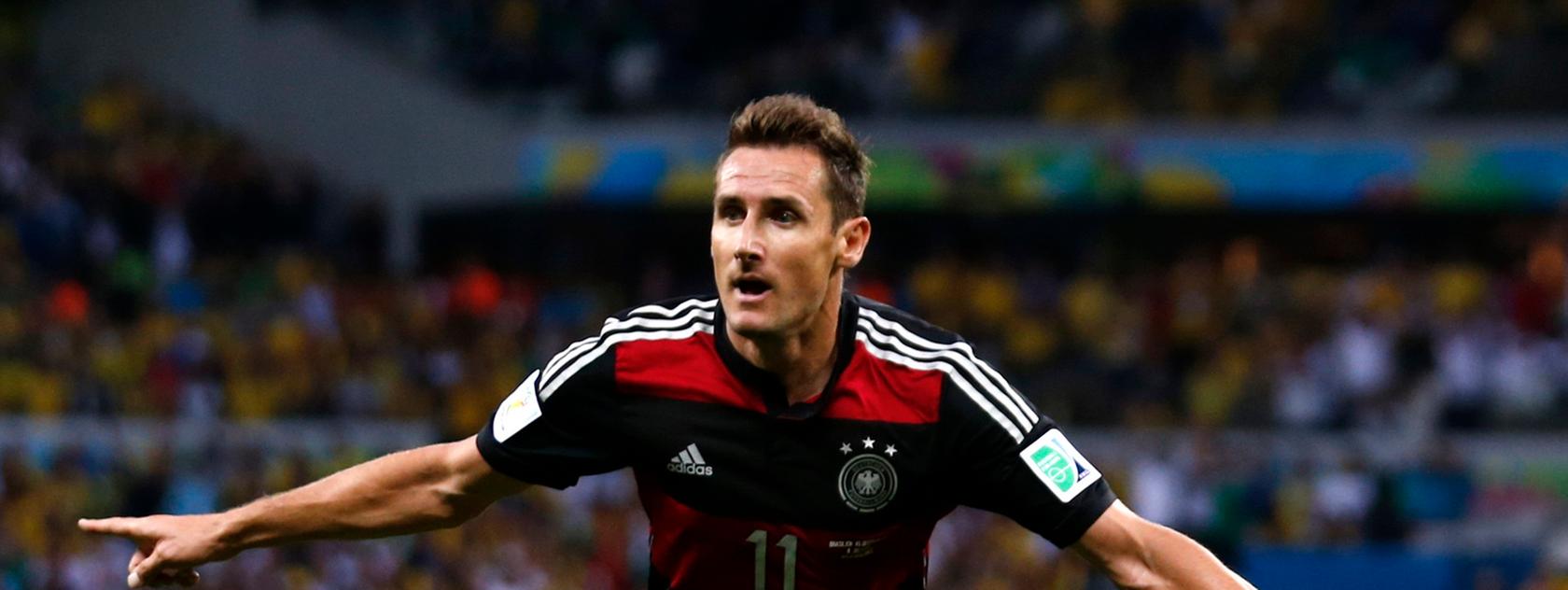 Im Halbfinale gegen Brasilien schoss Miroslav Klose das 2:0 – in dem Spiel, das letztendlich mit 7:1 gewonnen wurde.