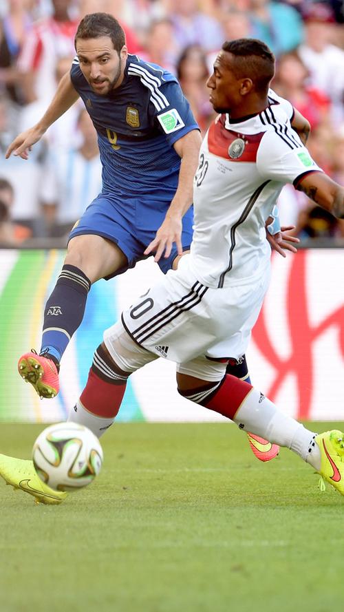 Super Rückhalt für die Nationalmannschaft: Jerome Boateng. User: 1,5  (209 Stimmen) | kicker: 1,0