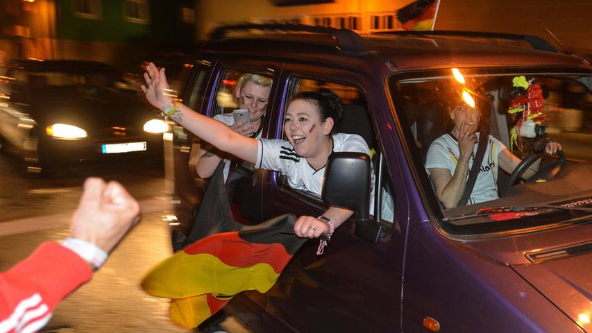 Autokorso in Roth: Fans feiern vierten WM-Sieg