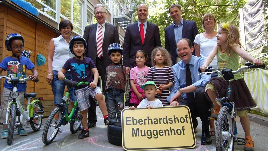 Eine neue Form der Unterstützung sorgt für frischen Wind im Westen: Der Rotary-Club NürnbergFürth hat die Stadtteilpatenschaft für Eberhardshof und Muggenhof übernommen und wird dort langfristige Projekte fördern.