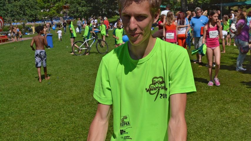 Radeln, Schwimmen und Laufen: Schülertriathlon in Fürth
