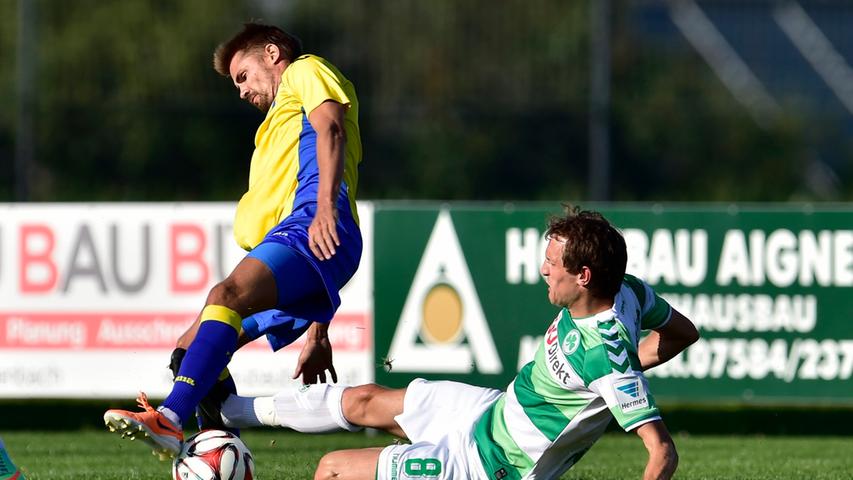 Dem russischen Pokalsieger empfindlich in die Parade gefahren: Die SpVgg Greuther Fürth hat am Samstag den FK Rostow mit 2:1 besiegt und weiter Selbstvertrauen für die kommende Saison gesammelt.