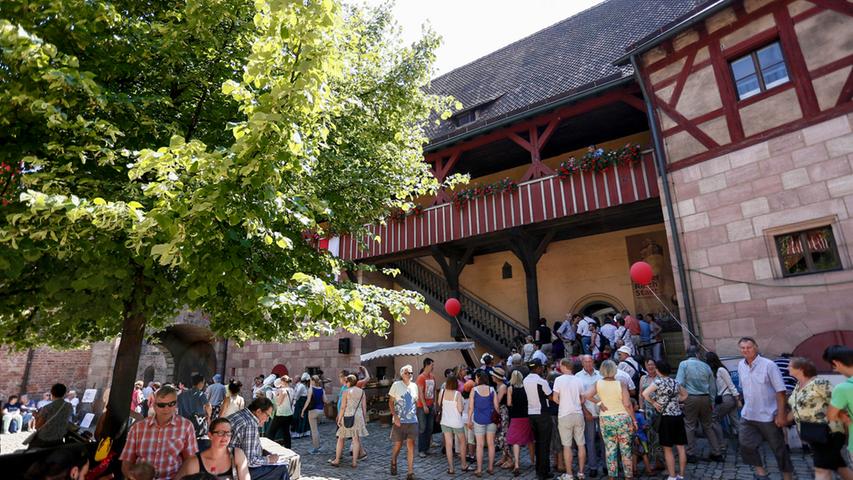 Söder feiert mit 12.000 Besuchern das 2. Burgfest in Nürnberg