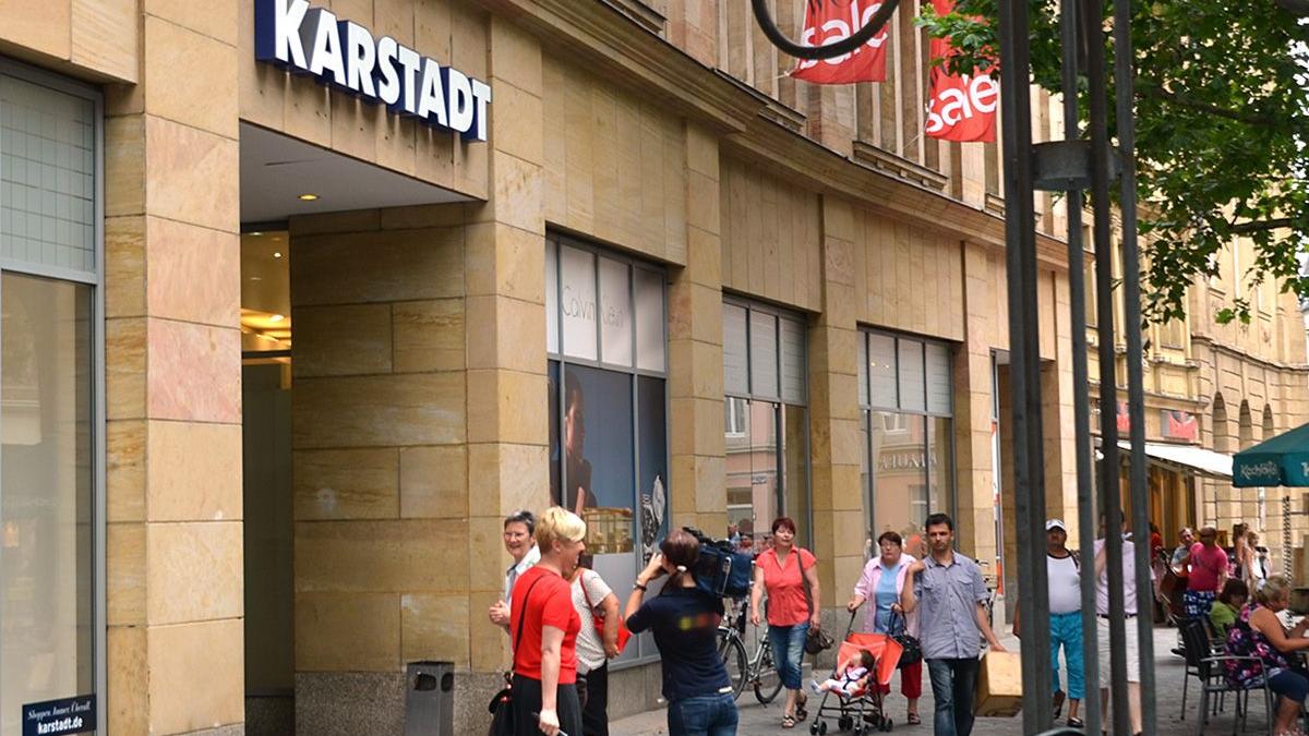 Die Bamberger Karstadt-Filiale bleibt: Das Traditionskaufhaus in der Innenstadt ist von den deutschlandweiten Schließungen nicht betroffen. 