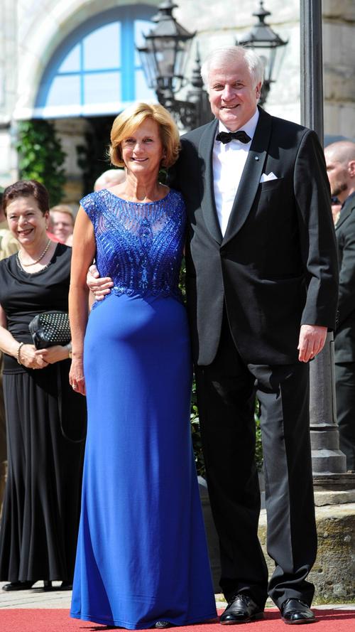 ...Bayerns Landesvater Horst Seehofer (CSU) mit Ehefrau Karin...