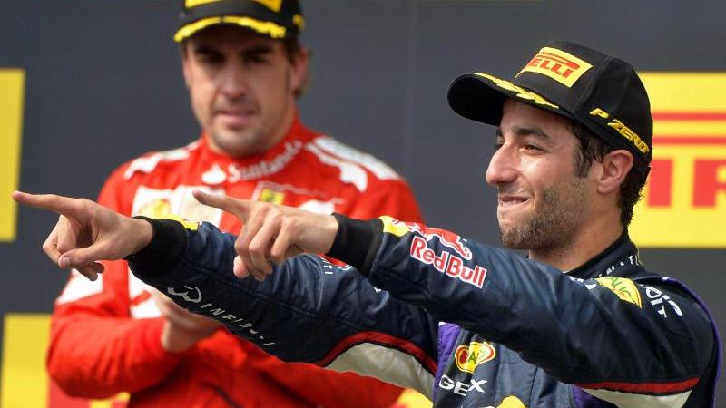 F1: Ricciardo gewinnt packendes Ungarn-Rennen