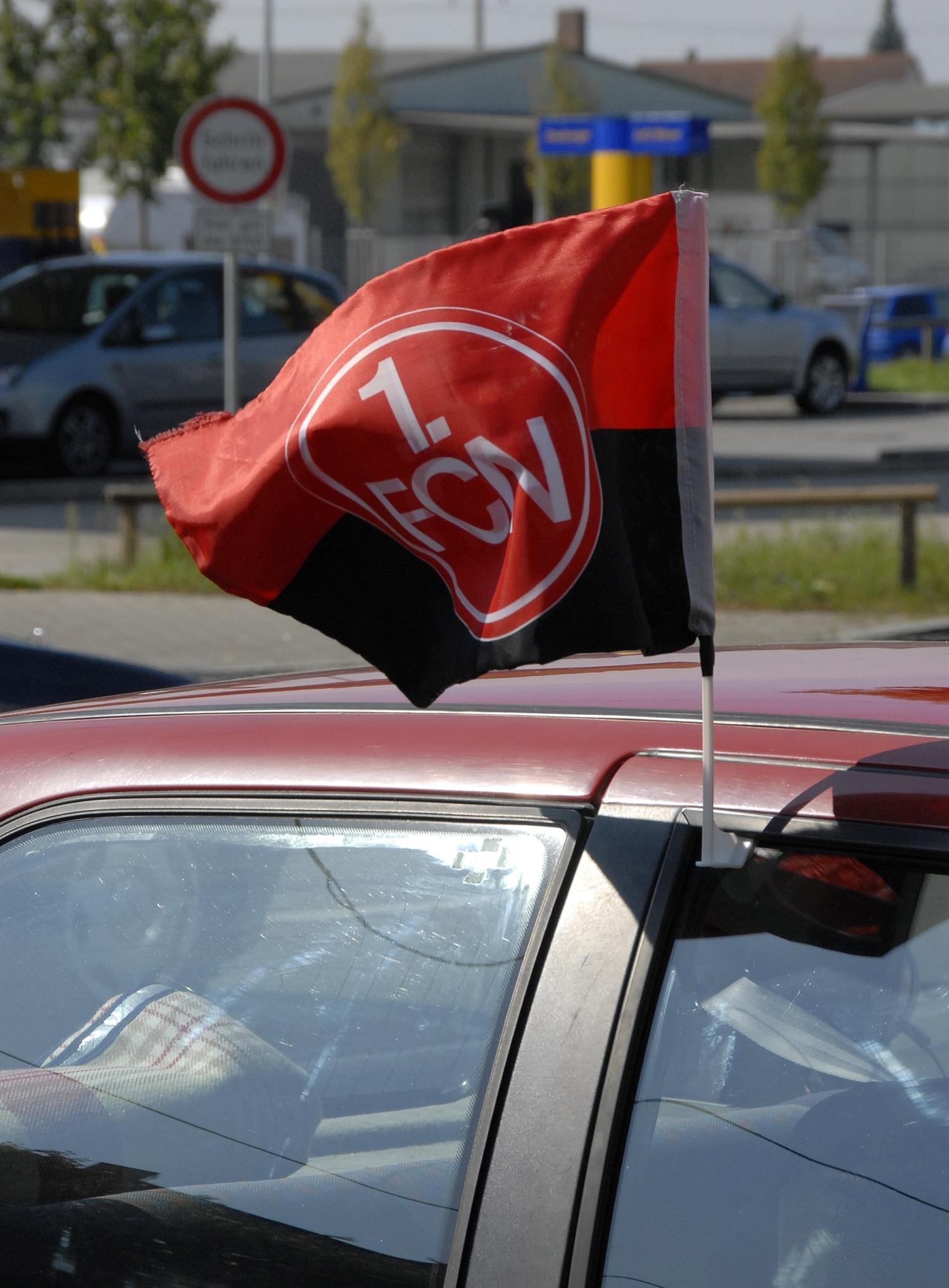 Nordbayern De Nurnberg Im Wagen Vor Mir Fahrt Ein Clubfan
